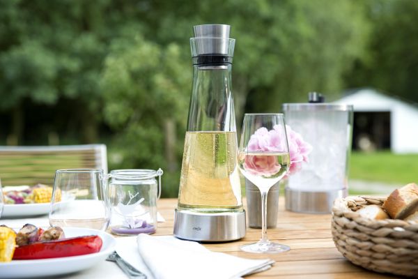carafe haute avec accumulateur de froid verre et inox emsa
