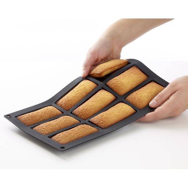 Moule à financier en silicone LEKUE chez Cathy et Bruno près de Givors